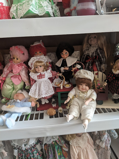 Creepy dolls